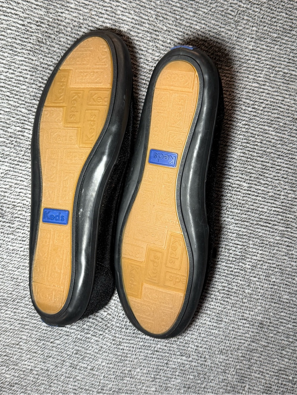 Keds Black Velvet Bow Lace-Up Women's Sneakers size 11 - Picture 6 of 6